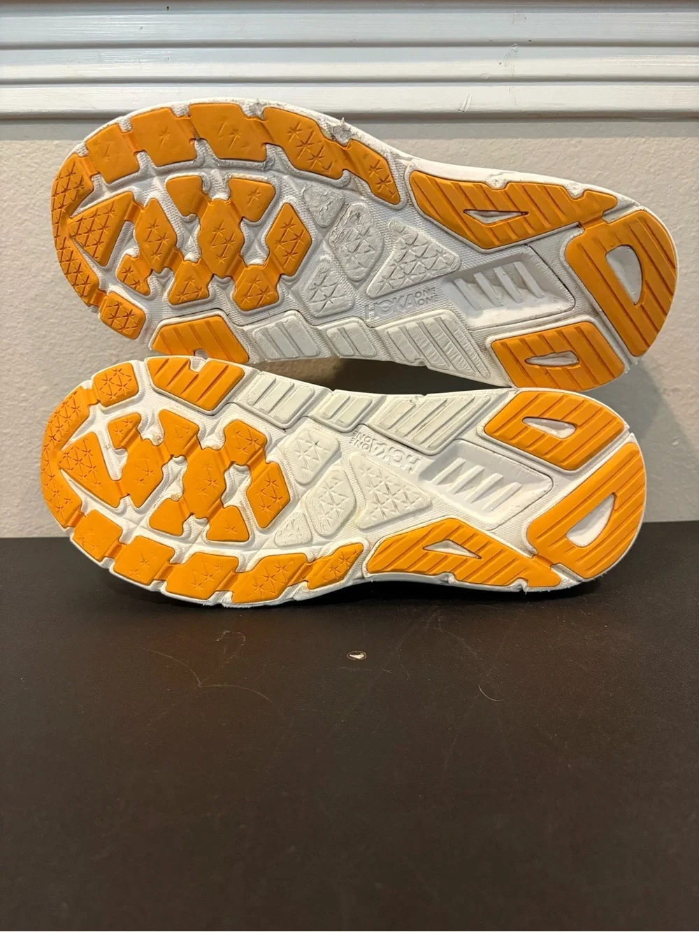 Hoka  Arahi 7 Men’s Size 13 D Blue Orange Running Shoes 1147850 Fast Shipping
